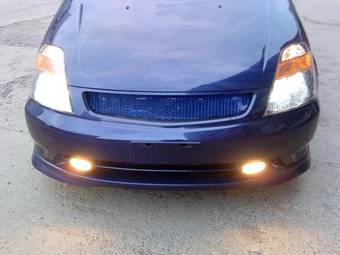 2002 Honda Stream Photos