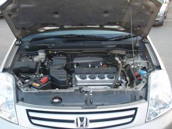 2002 Honda Stream Photos