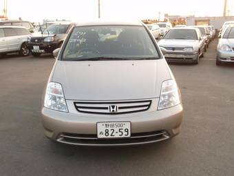 2002 Honda Stream Photos