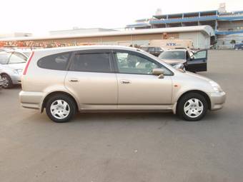2002 Honda Stream Photos