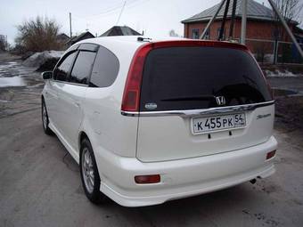 2002 Honda Stream Images