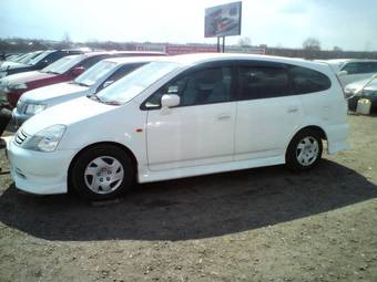 2002 Honda Stream Photos