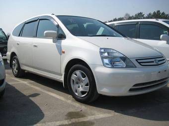 2002 Honda Stream Photos