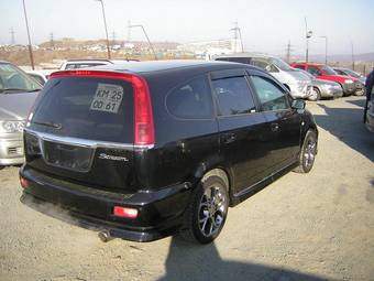 2002 Honda Stream Photos
