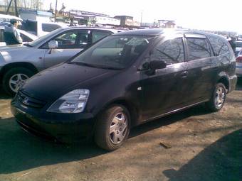 2002 Honda Stream Photos