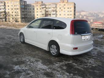 2002 Honda Stream Pictures