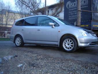 2002 Honda Stream Pictures
