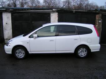 2002 Honda Stream Pictures