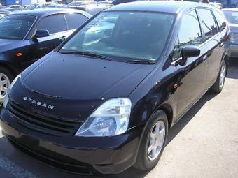 2002 Honda Stream Pictures