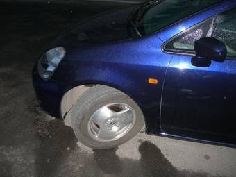 2002 Honda Stream Photos
