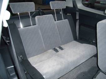 2002 Honda Stream Pictures