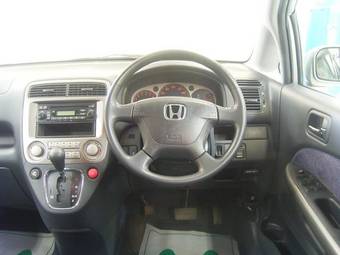 2002 Honda Stream Pictures