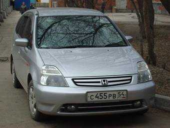 2002 Honda Stream Photos