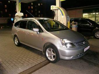 2002 Honda Stream Photos