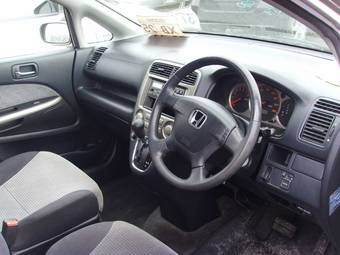 2002 Honda Stream Images