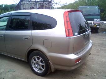 2002 Honda Stream Pictures