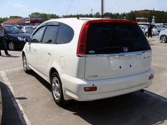 2002 Honda Stream Pictures