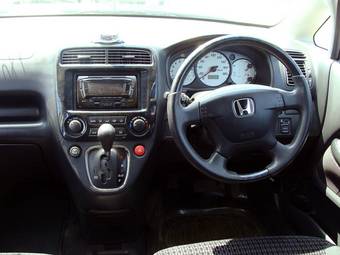 2002 Honda Stream Pictures