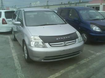 2002 Honda Stream Photos