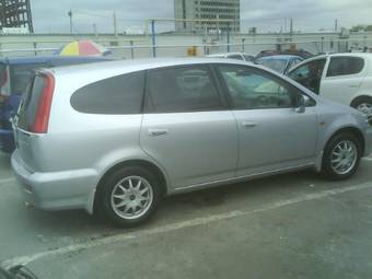 2002 Honda Stream Pictures