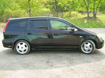 2002 Honda Stream Wallpapers