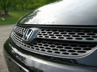 2002 Honda Stream Wallpapers