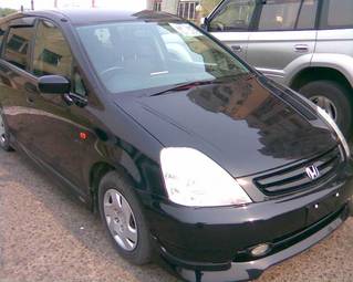2002 Honda Stream Photos