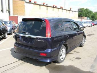 2002 Honda Stream Images