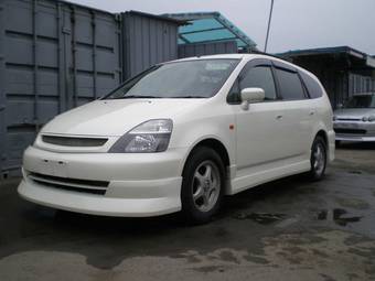 2002 Honda Stream Photos
