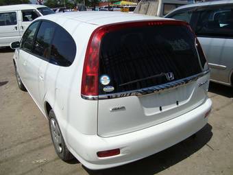 2002 Honda Stream Pics