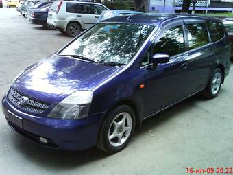 2002 Honda Stream Pictures