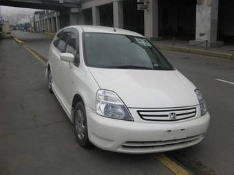 2002 Honda Stream Photos