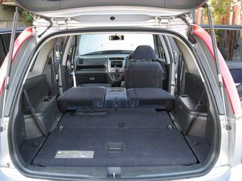2002 Honda Stream Pictures