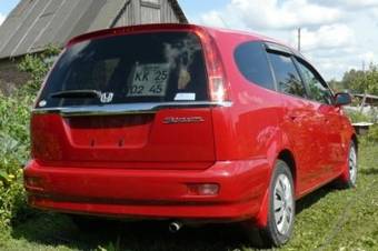 2002 Honda Stream Photos