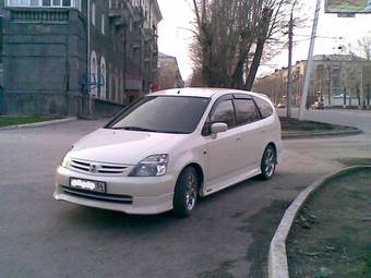 2002 Honda Stream Pictures