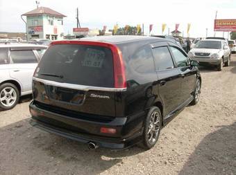 2002 Honda Stream Pics