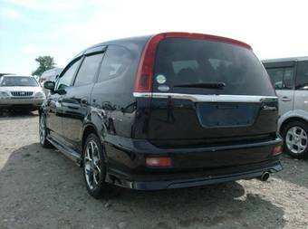 2002 Honda Stream Pictures