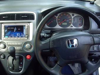 2002 Honda Stream Photos