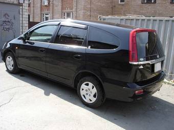 2002 Honda Stream Pictures