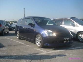 2002 Honda Stream Images