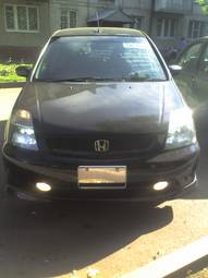 2002 Honda Stream Pictures