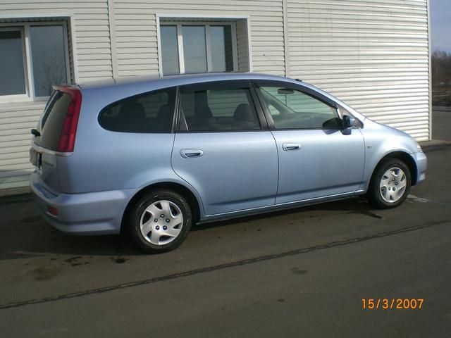 2003 Honda Stream