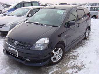 2003 Honda Stream Photos