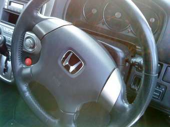 2003 Honda Stream Photos