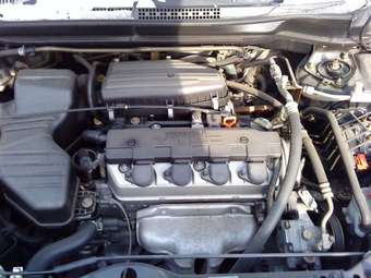 2003 Honda Stream Photos