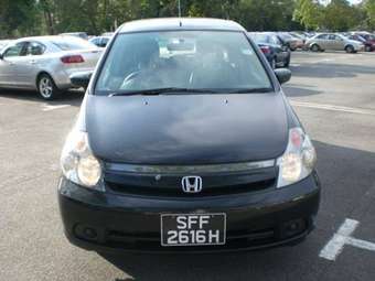 2003 Honda Stream Pictures