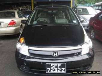 2003 Honda Stream Wallpapers