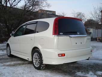 2003 Honda Stream Pictures