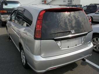2003 Honda Stream Pictures
