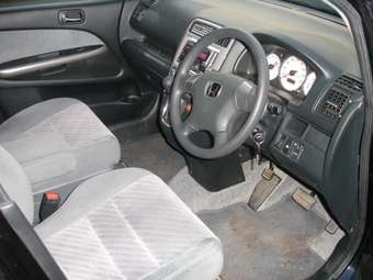 2003 Honda Stream Pics